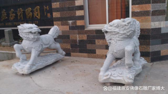 置详解：最佳摆放点与注意事项z6尊龙网站石雕麒麟安放位(图9)